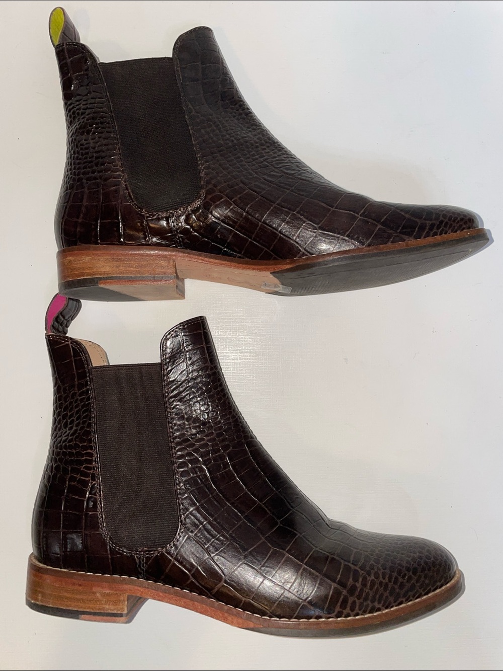 EUC Joules Dark Brown Leather Croc-Embossed Chelsea Boots - Sz 7